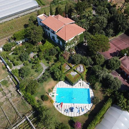B&B Casina De Goyzueta 토레델그레코 외부 사진