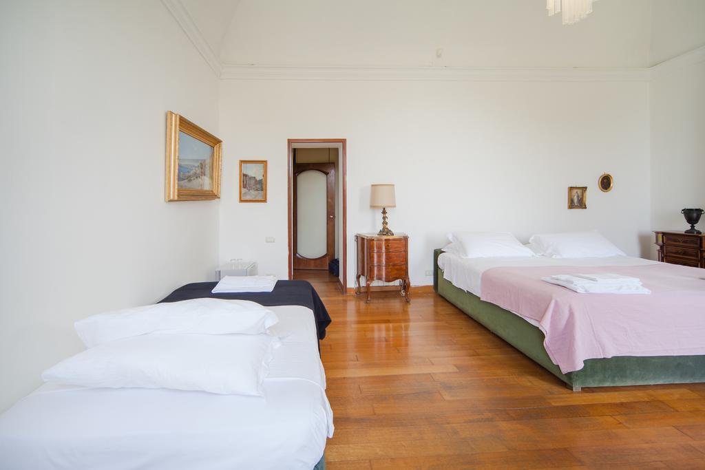 B&B Casina De Goyzueta 토레델그레코 객실 사진